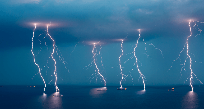 860_ocean-lightning.png