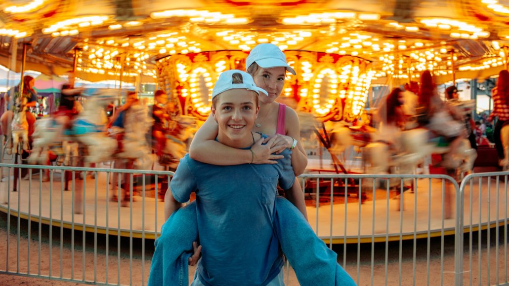 Teens need freedom from parents on vacation